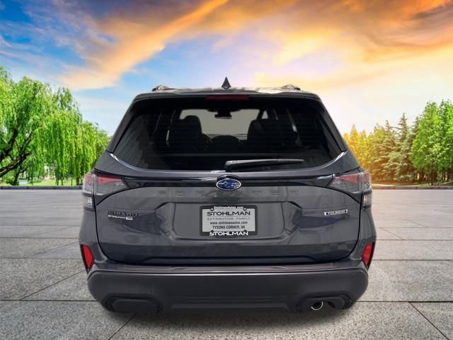New 2025 Subaru Forester Touring image 5