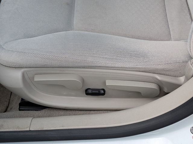 Used 2016 Chevrolet Impala Limited LS FWD image 16