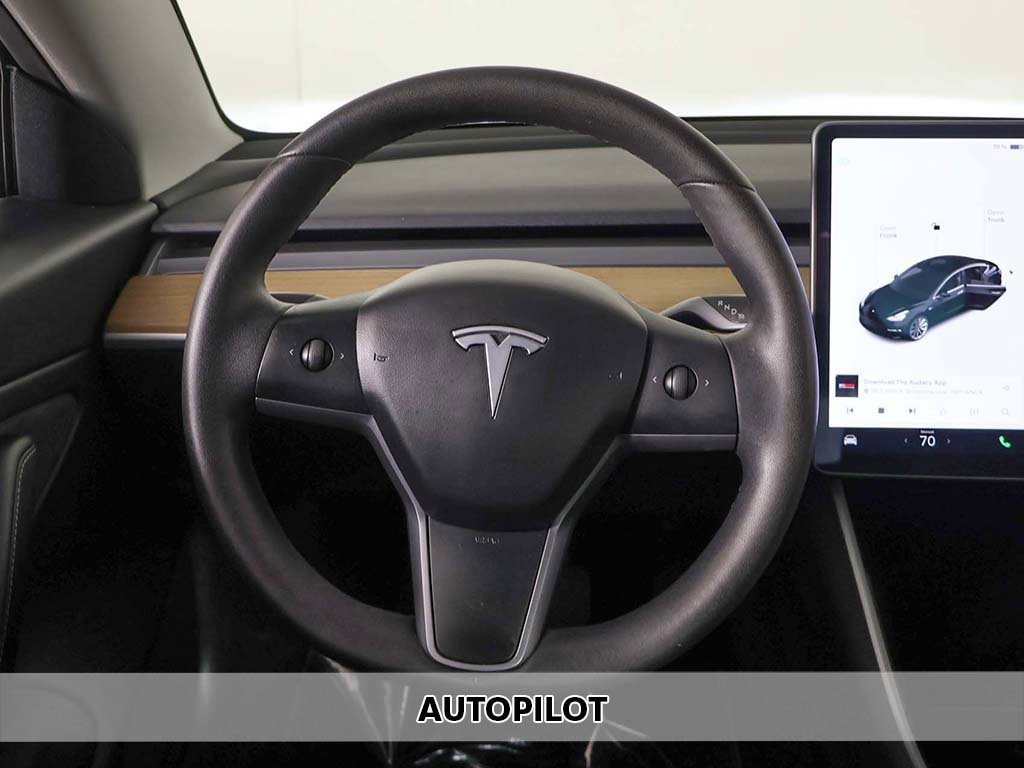 Used 2020 Tesla Model 3 Long Range image 3