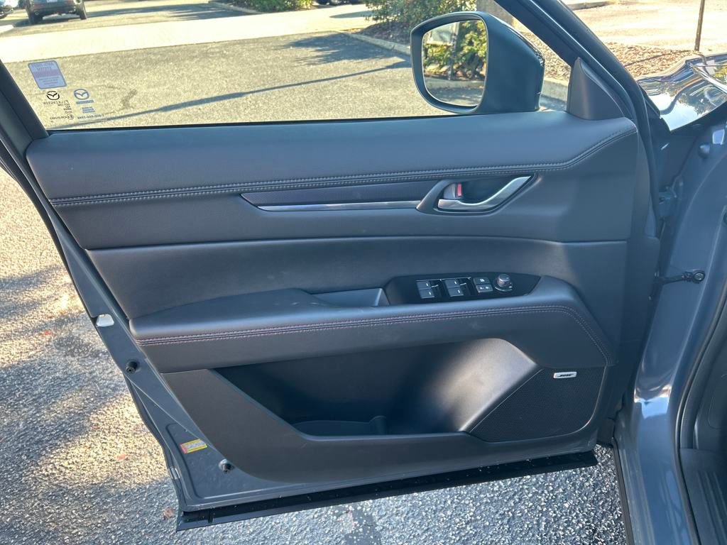 New 2025 MAZDA CX-5 Carbon Edition image 13
