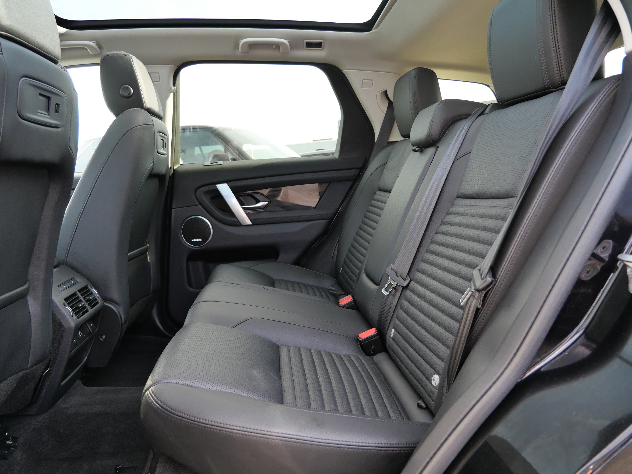 Used 2025 Land Rover Discovery Sport S AWD/4WD image 15