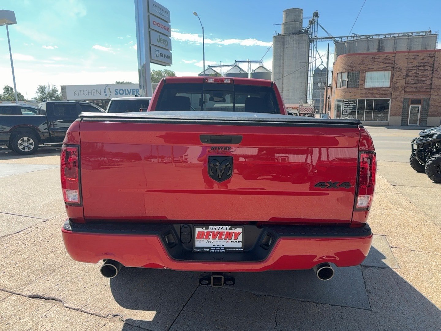 Used 2021 RAM 1500 Express w/ Express Value Package AWD/4WD image 8