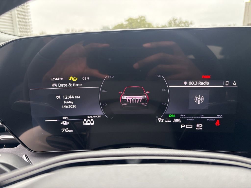 New 2025 Audi Q6 e-tron Premium image 21