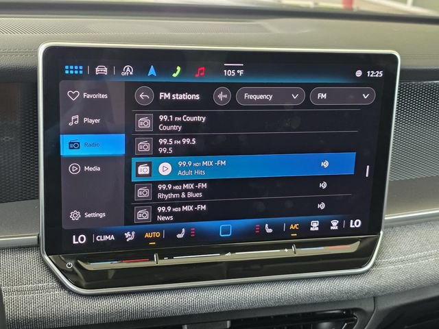 Used 2025 Volkswagen Tiguan S FWD image 19