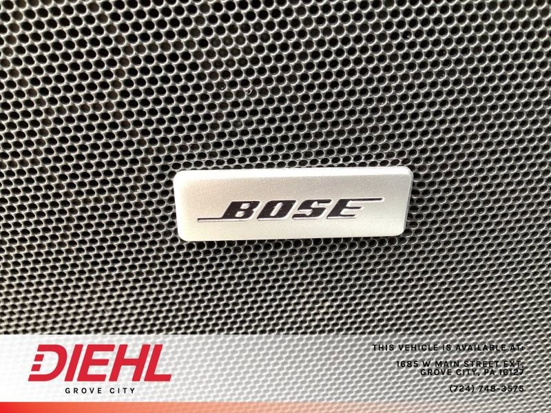 Used 2018 Cadillac XT5 Platinum w/ Driver Assist Package image 15