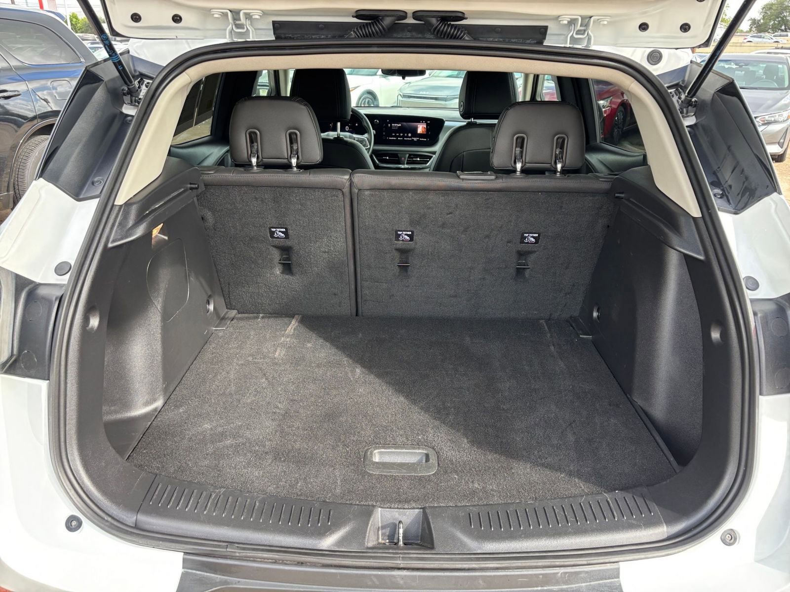 Used 2025 Buick Encore GX Preferred FWD image 30
