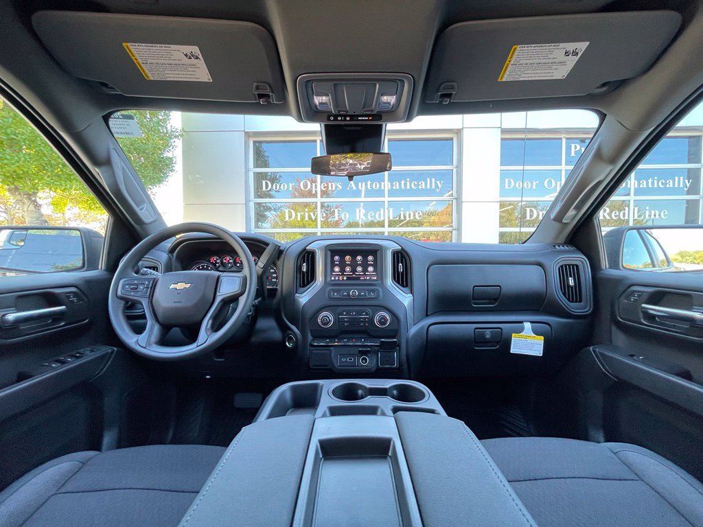 New 2026 Chevrolet Silverado 1500 Custom w/ Turbomax Blackout Package AWD/4WD image 30
