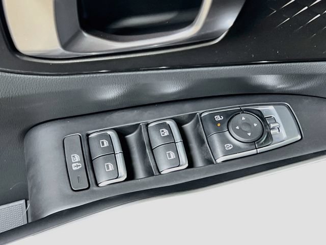 New 2026 Kia Sorento LX FWD image 17
