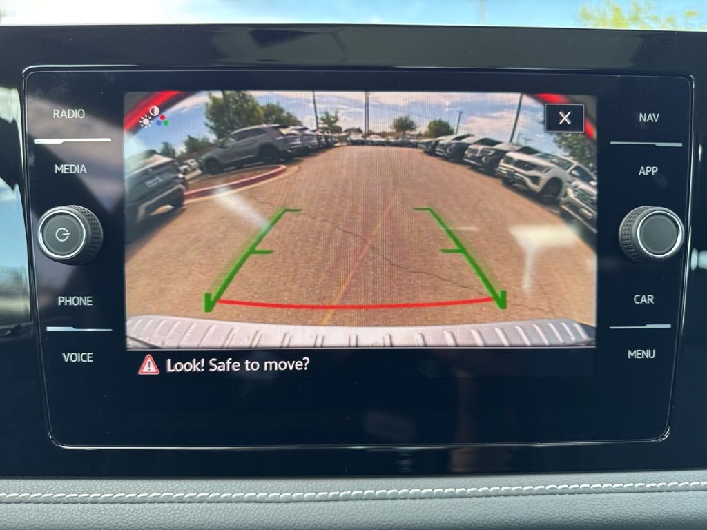 New 2025 Volkswagen Jetta SEL image 31