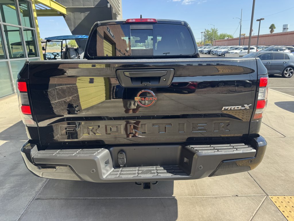 Used 2023 Nissan Frontier Pro-X w/ Technology Package RWD image 13