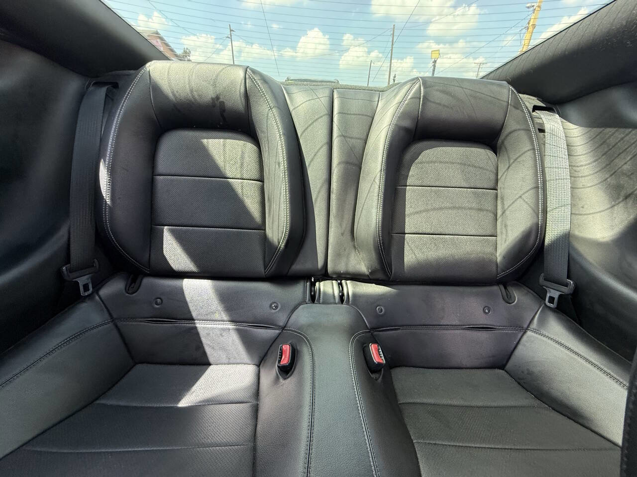 Used 2017 Ford Mustang Premium image 20