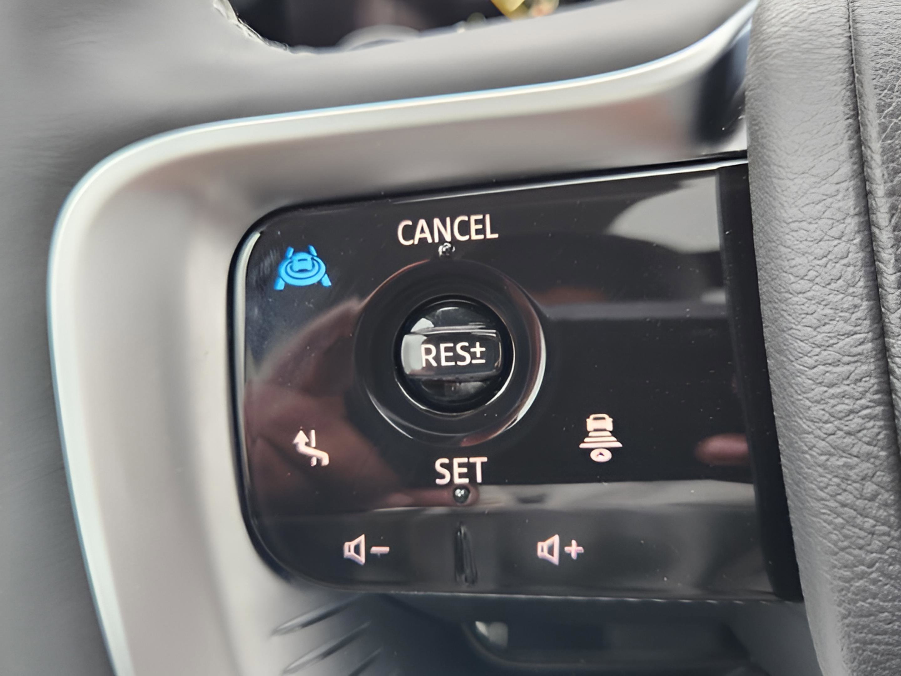 New 2025 INFINITI QX80 Luxe w/ Exterior Package image 17