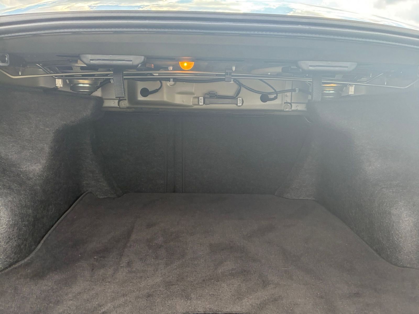 Used 2025 Nissan Altima 2.5 SV FWD image 25