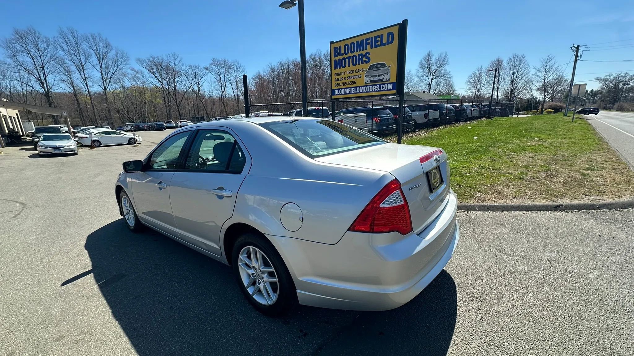 Used 2011 Ford Fusion S image 4