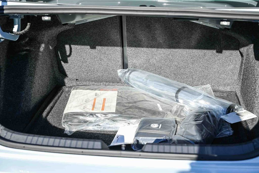 New 2026 Volkswagen Jetta GLI Autobahn image 17