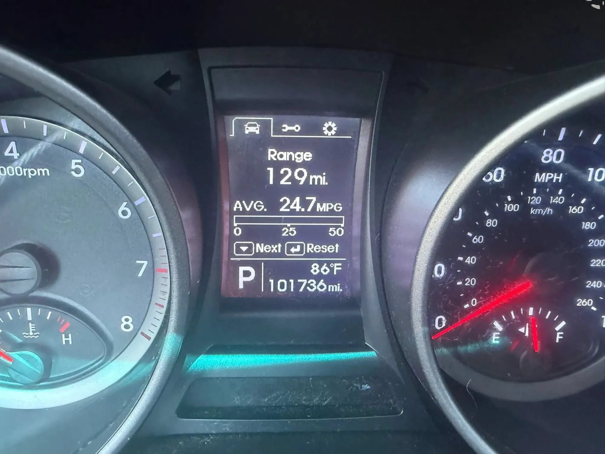 Used 2014 Hyundai Santa Fe Sport AWD/4WD image 11