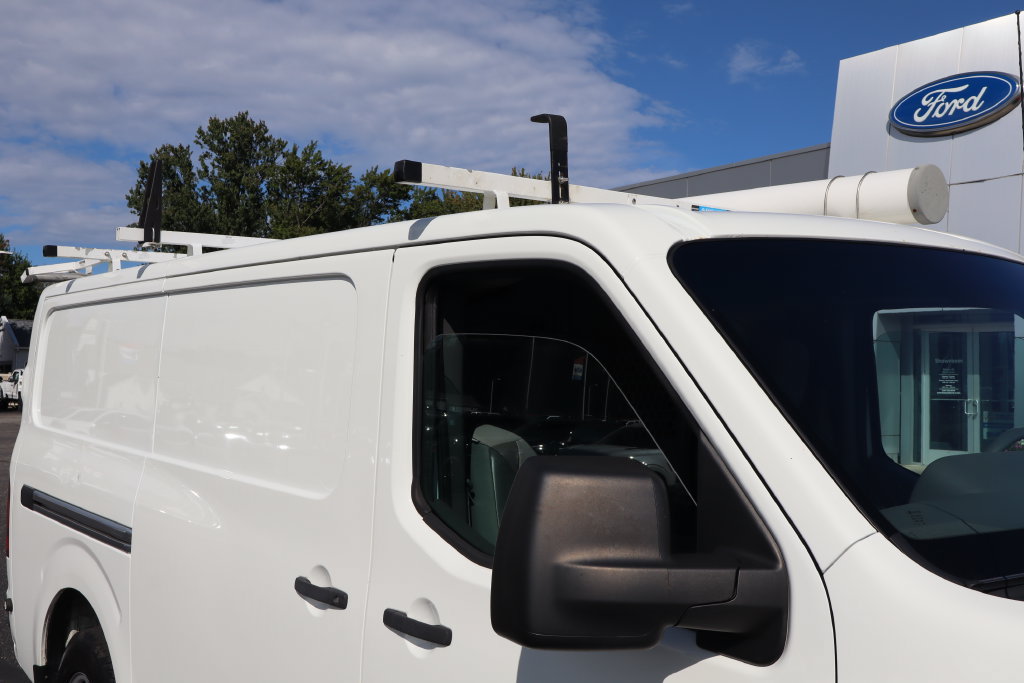 Used 2018 Nissan NV 2500 SV w/ Navigation Package RWD image 18