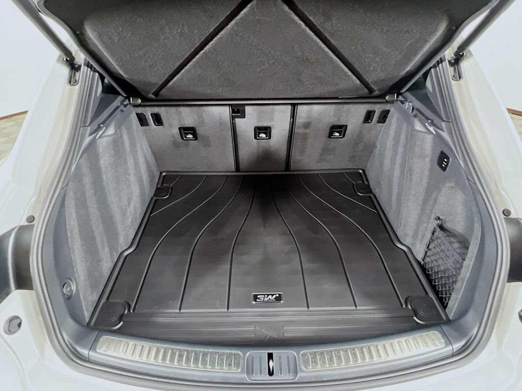 Certified 2026 Porsche Macan GTS image 28