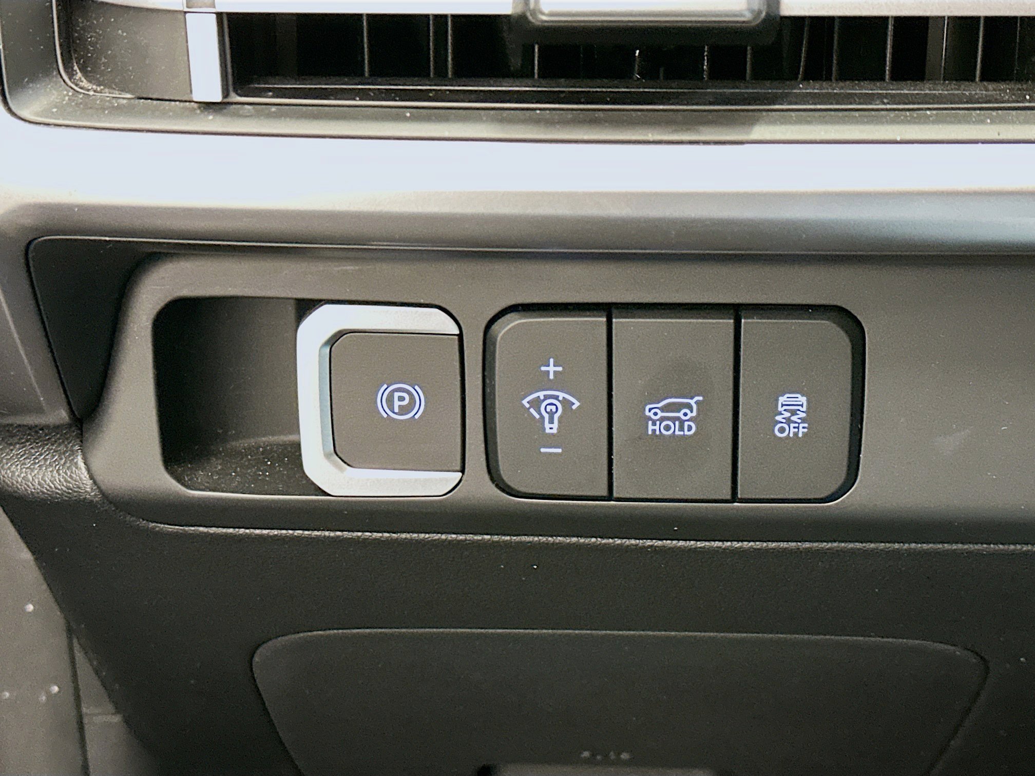 Used 2025 Hyundai Santa Fe SEL image 17