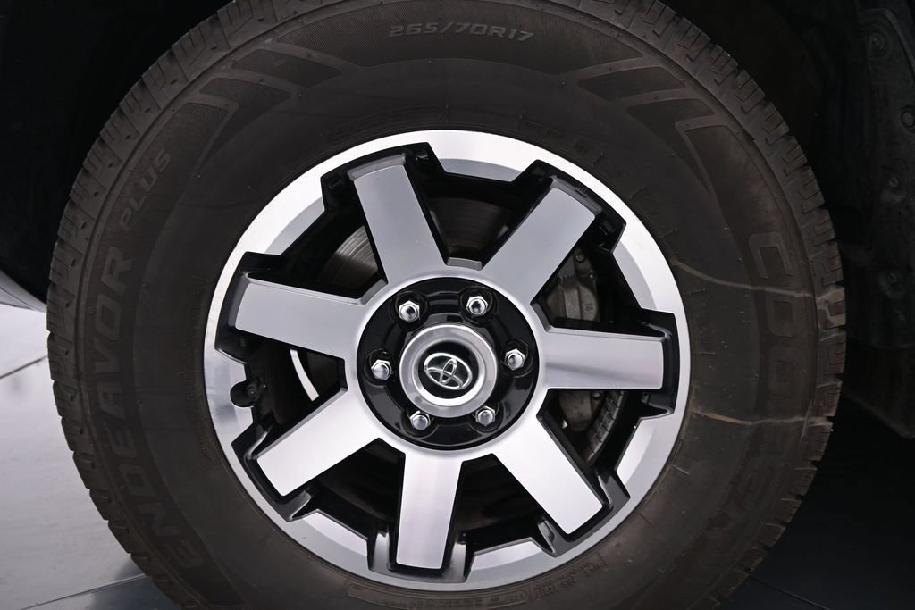 Used 2022 Toyota 4Runner TRD Off-Road Premium w/ Moonroof Package AWD/4WD image 14