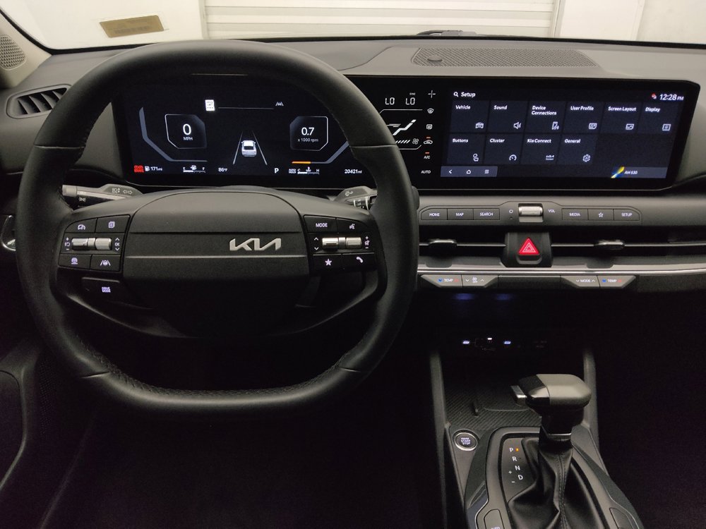 Used 2025 Kia K4 EX FWD image 22