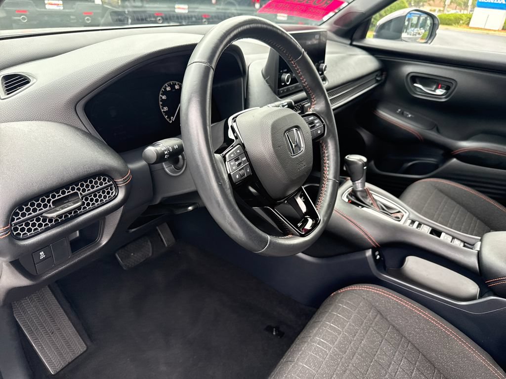 Used 2024 Honda HR-V Sport image 14