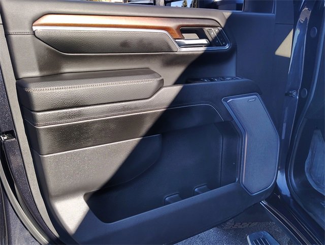 Used 2024 GMC Sierra 2500 Denali w/ Denali Reserve Package image 12