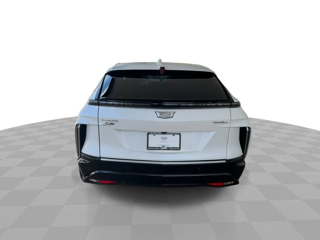Certified 2024 Cadillac Lyriq Luxury w/ LPO, Floor Liner Package AWD/4WD image 7