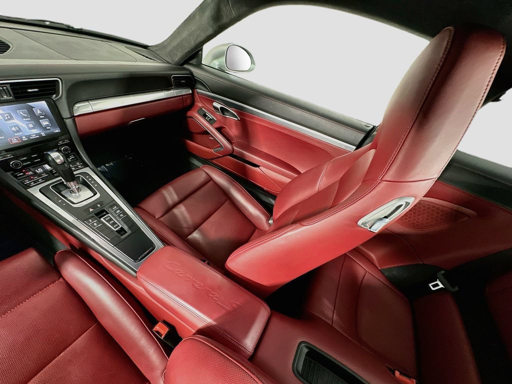Certified 2017 Porsche 911 Carrera S RWD image 26