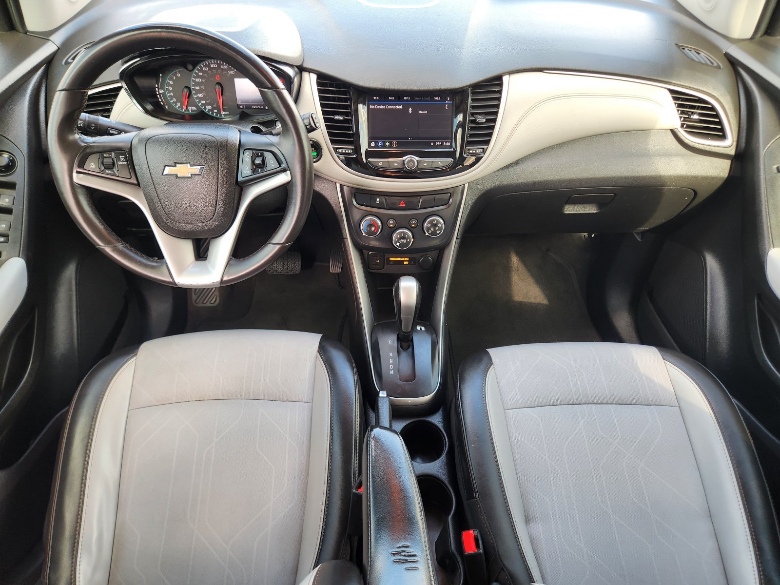 Used 2018 Chevrolet Trax LT w/ LT Convenience Package AWD/4WD image 29