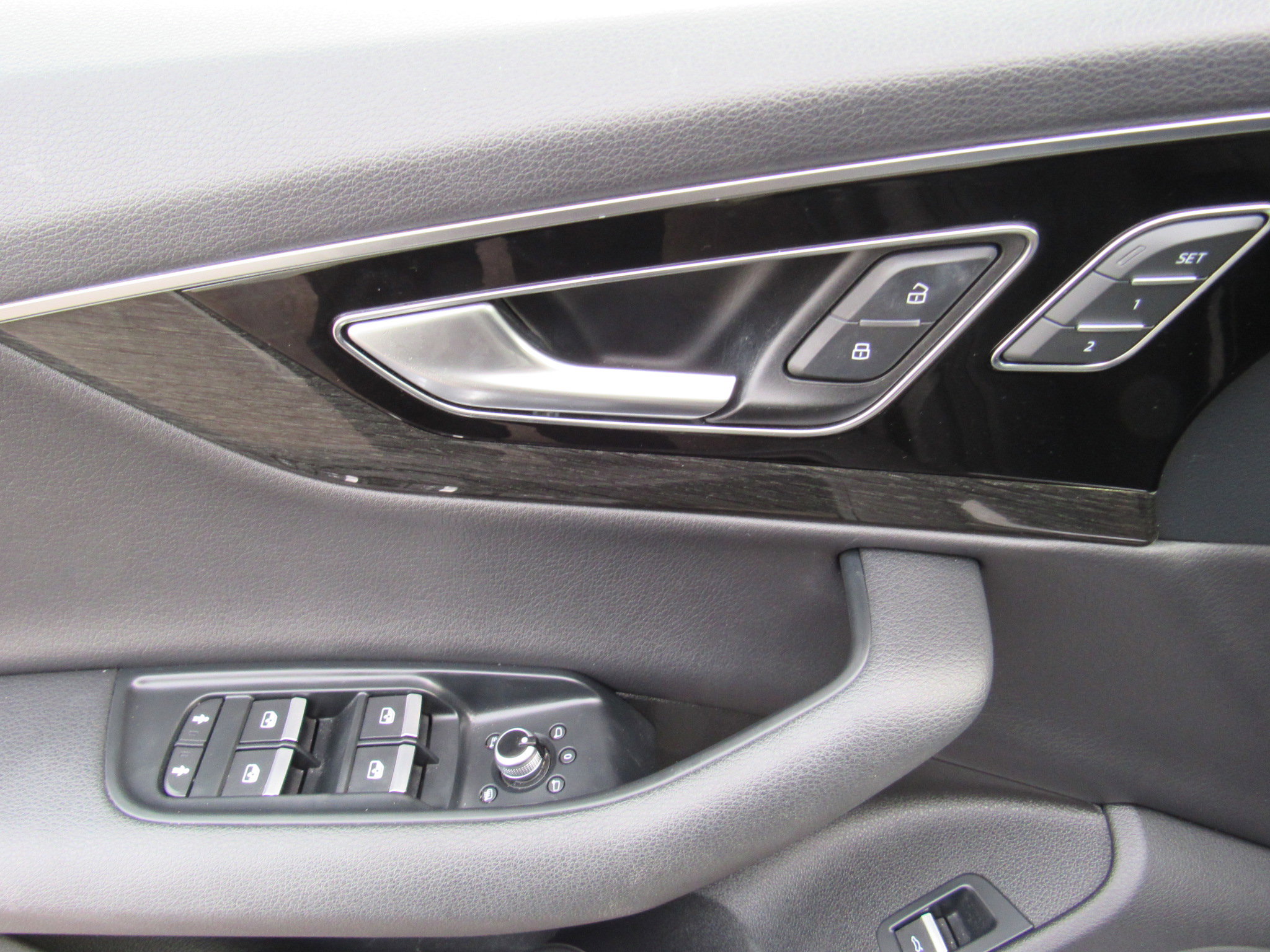 Used 2019 Audi Q7 3.0T Prestige image 13