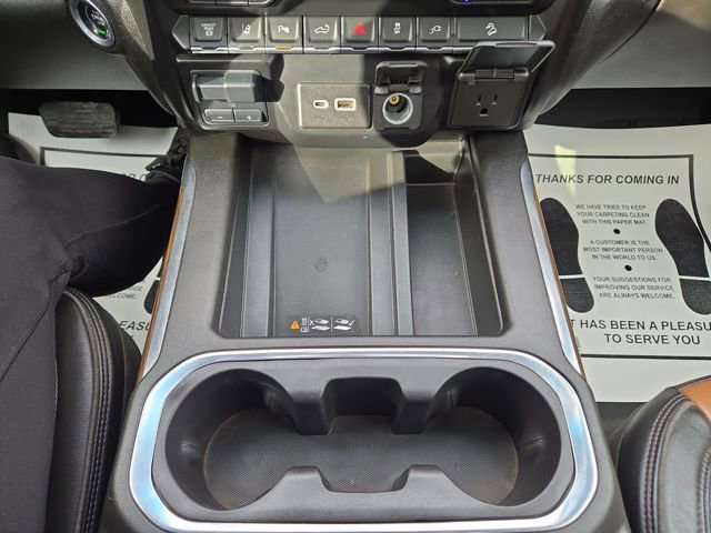 Used 2023 Chevrolet Silverado 3500 High Country image 23