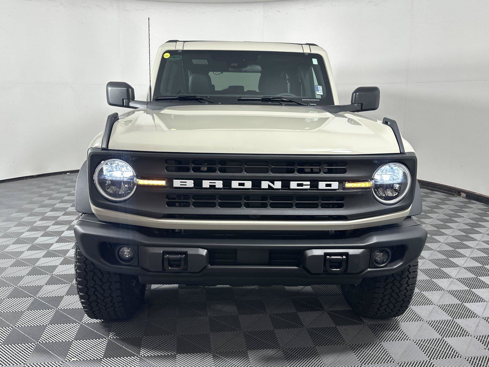 New 2026 Ford Bronco Big Bend w/ Black Diamond Package AWD/4WD image 2