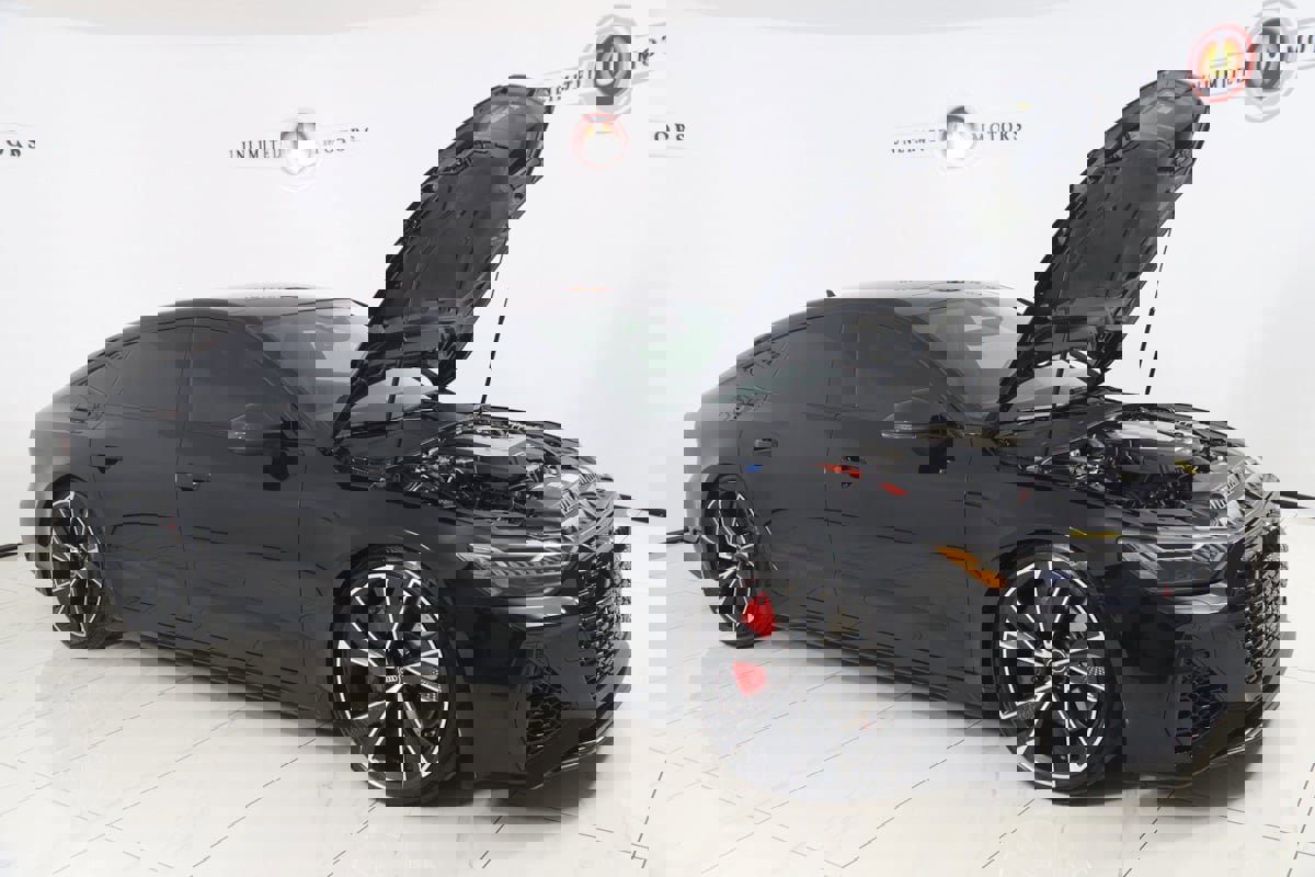 Used 2021 Audi RS 7 Sportback image 30