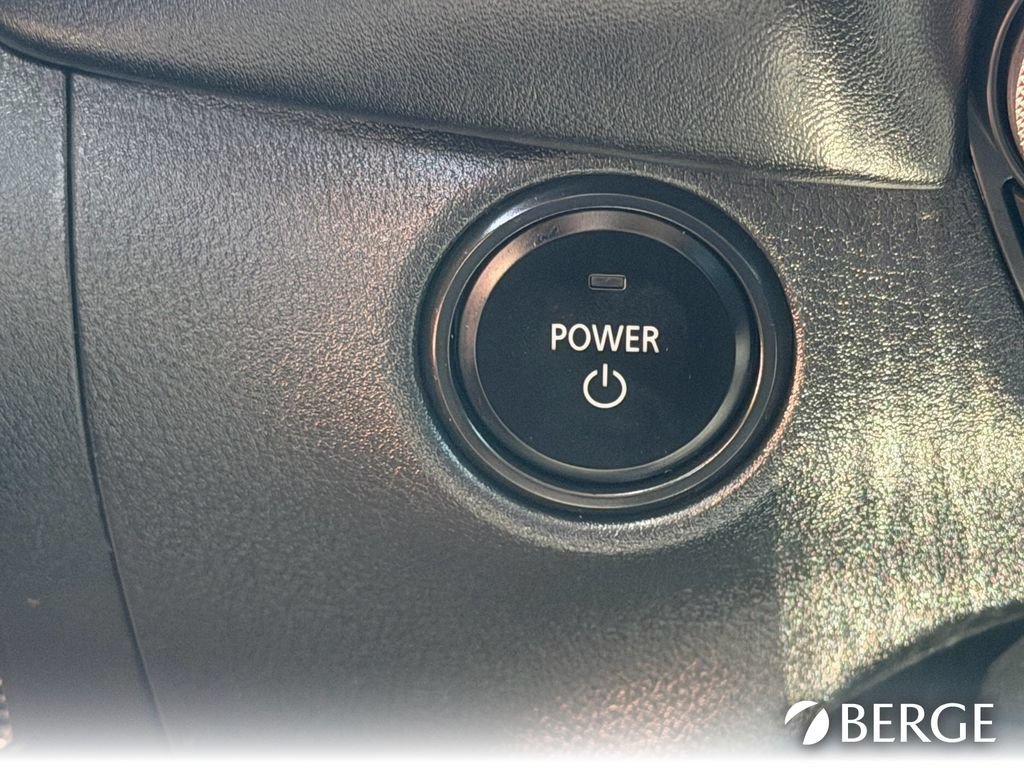 Certified 2025 MAZDA CX-50 AWD 2.5 Hybrid w/ Premium Pkg image 22