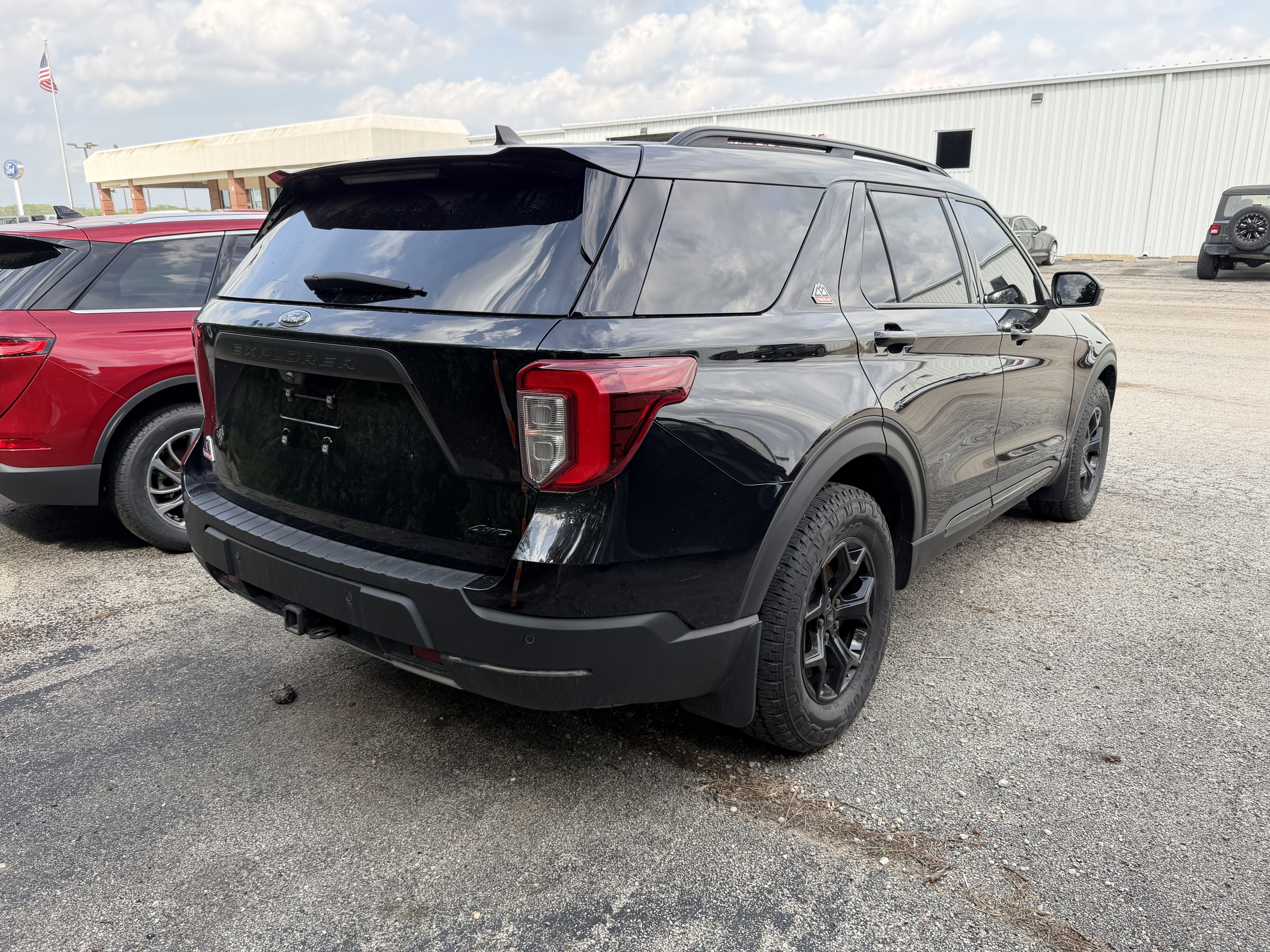 Used 2024 Ford Explorer Timberline w/ Timberline Technology Package image 5