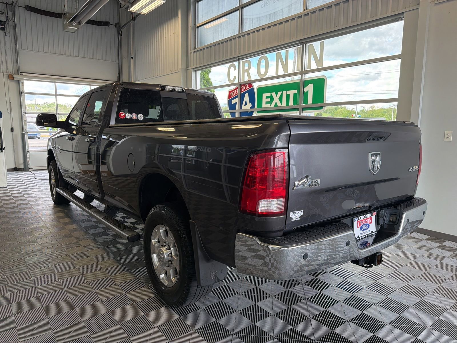 Used 2017 RAM 3500 Big Horn AWD/4WD image 4