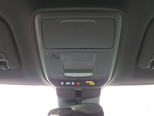 New 2027 Chevrolet Traverse LT w/ LPO, Floor Liner Package AWD/4WD image 63