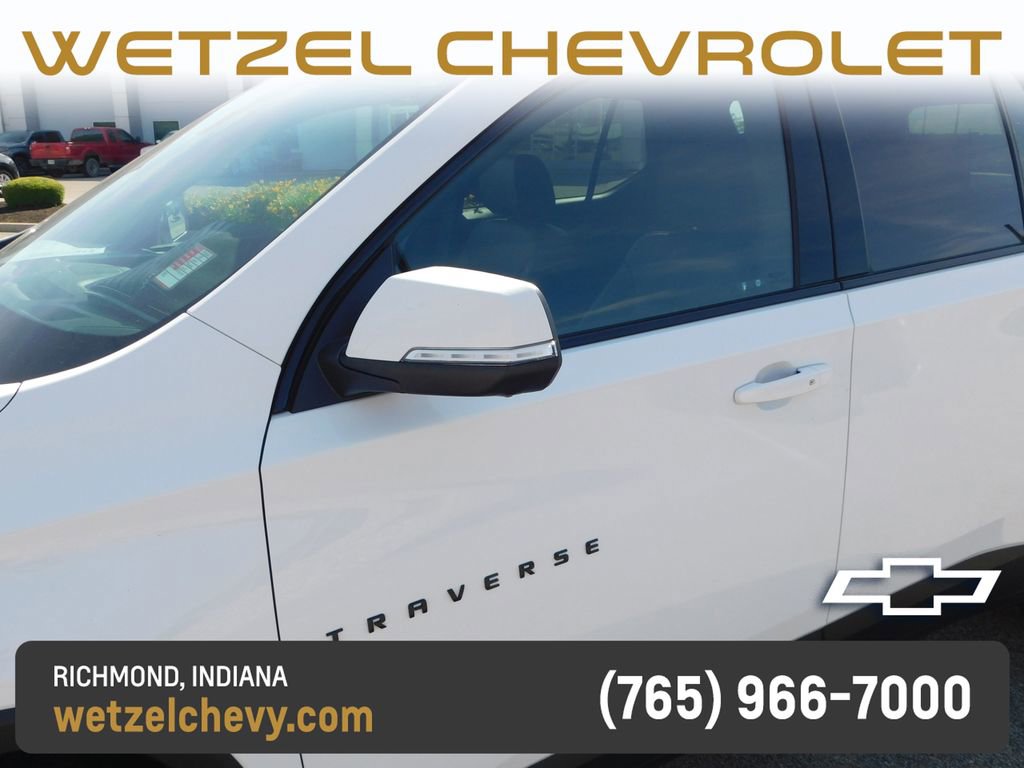 Used 2023 Chevrolet Traverse RS AWD/4WD image 11