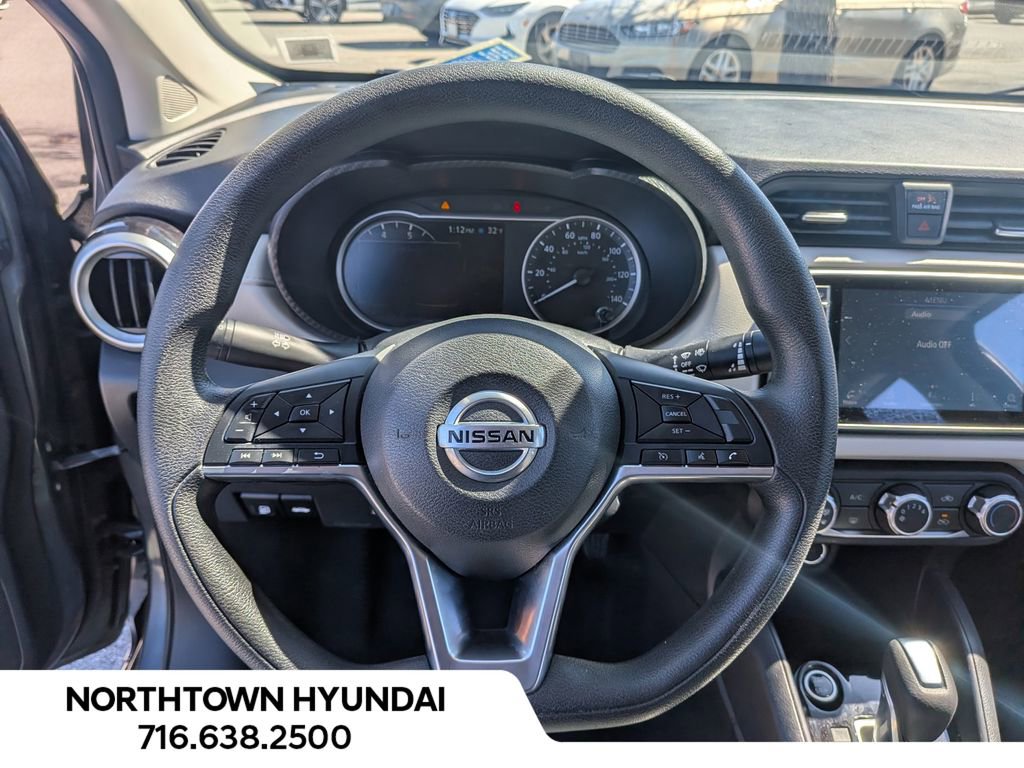 Used 2021 Nissan Versa SV image 7