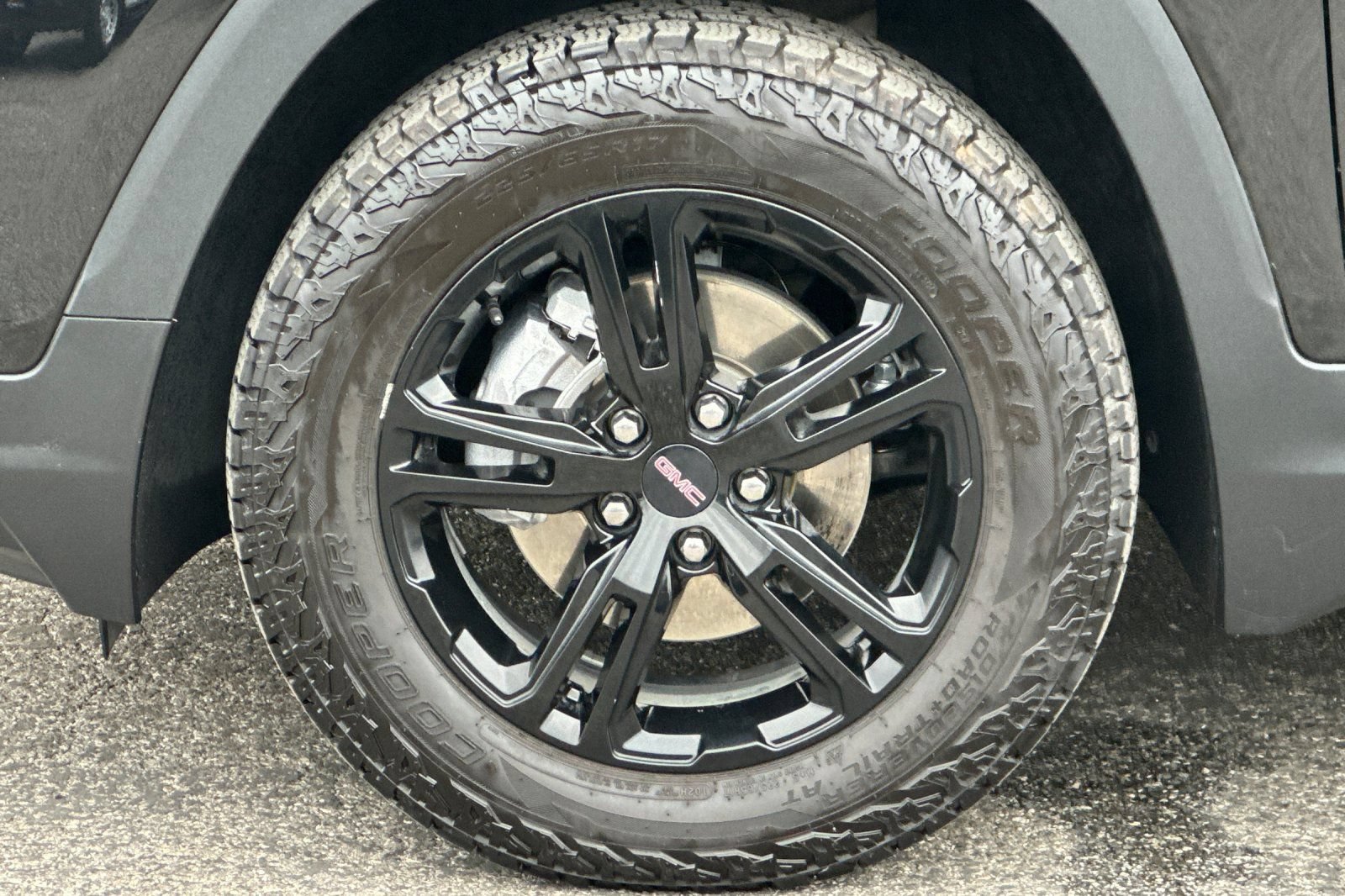 Certified 2022 GMC Terrain AT4 w/ Infotainment Package II AWD/4WD image 38