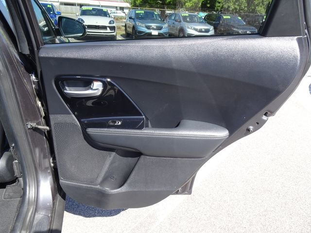Used 2019 Kia Niro S Touring image 20