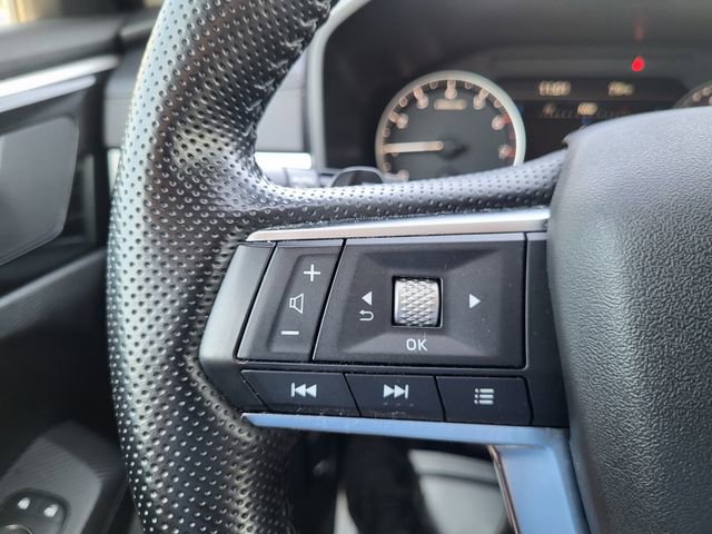 Used 2024 Mitsubishi Outlander SE image 21