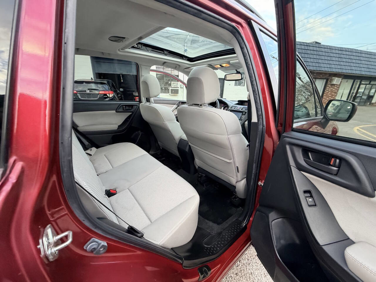 Used 2016 Subaru Forester 2.5i Premium w/ Popular Package #2 image 13