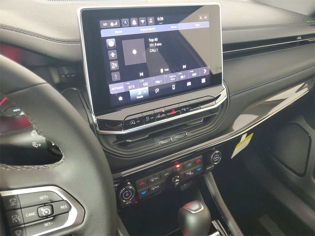 New 2026 Jeep Compass Limited image 19