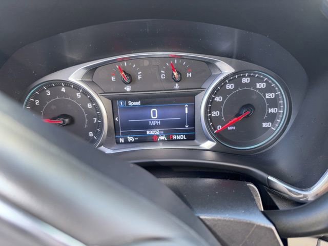 Used 2020 Chevrolet Equinox LT w/ Driver Convenience Package image 13