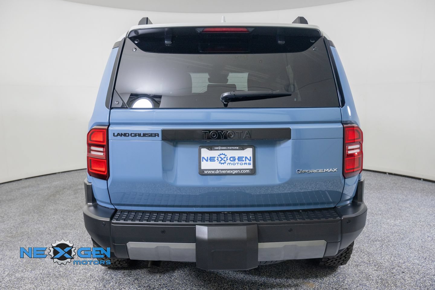 Used 2025 Toyota Land Cruiser AWD/4WD image 6