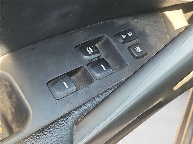 Used 2016 Hyundai Veloster w/ Option Group 02 FWD image 10