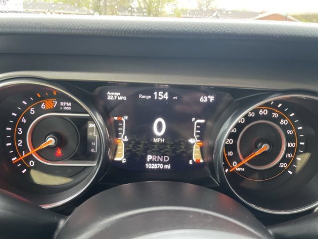 Used 2019 Jeep Wrangler Unlimited Sahara AWD/4WD image 24