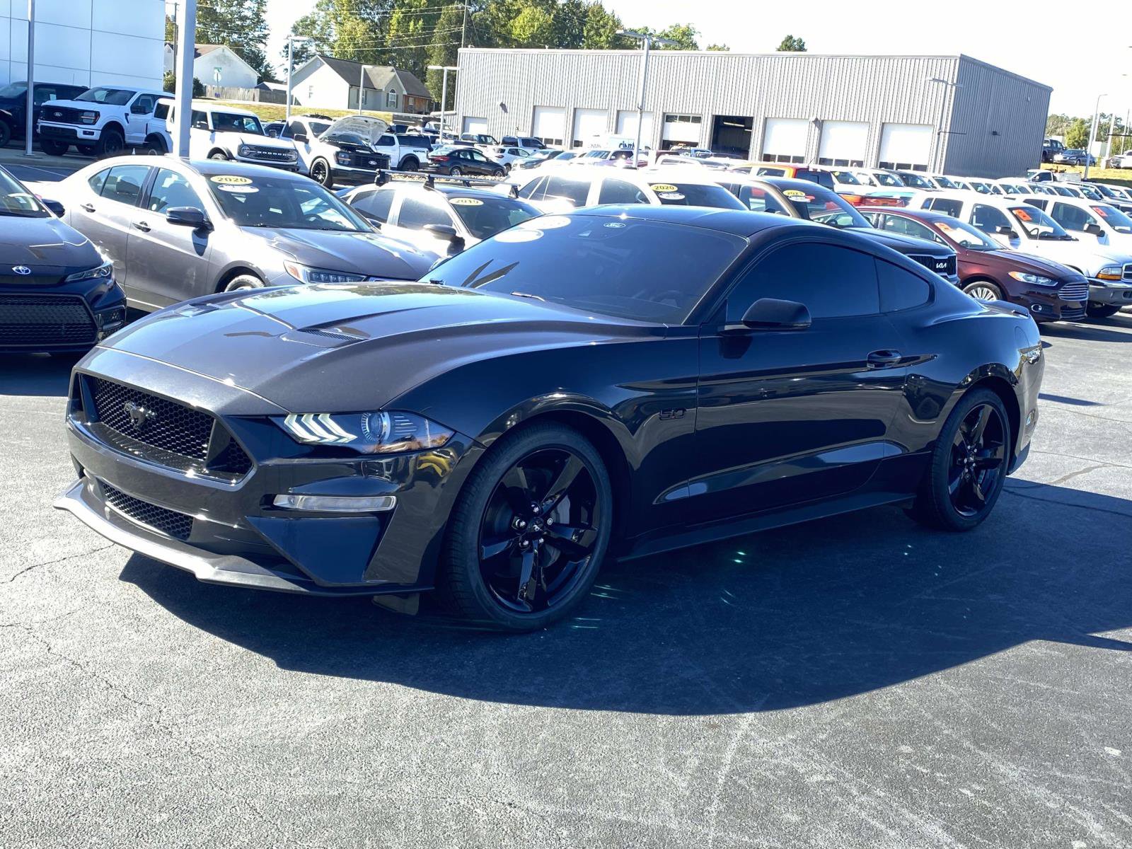 Used 2023 Ford Mustang GT Premium w/ Equipment Group 401A image 3